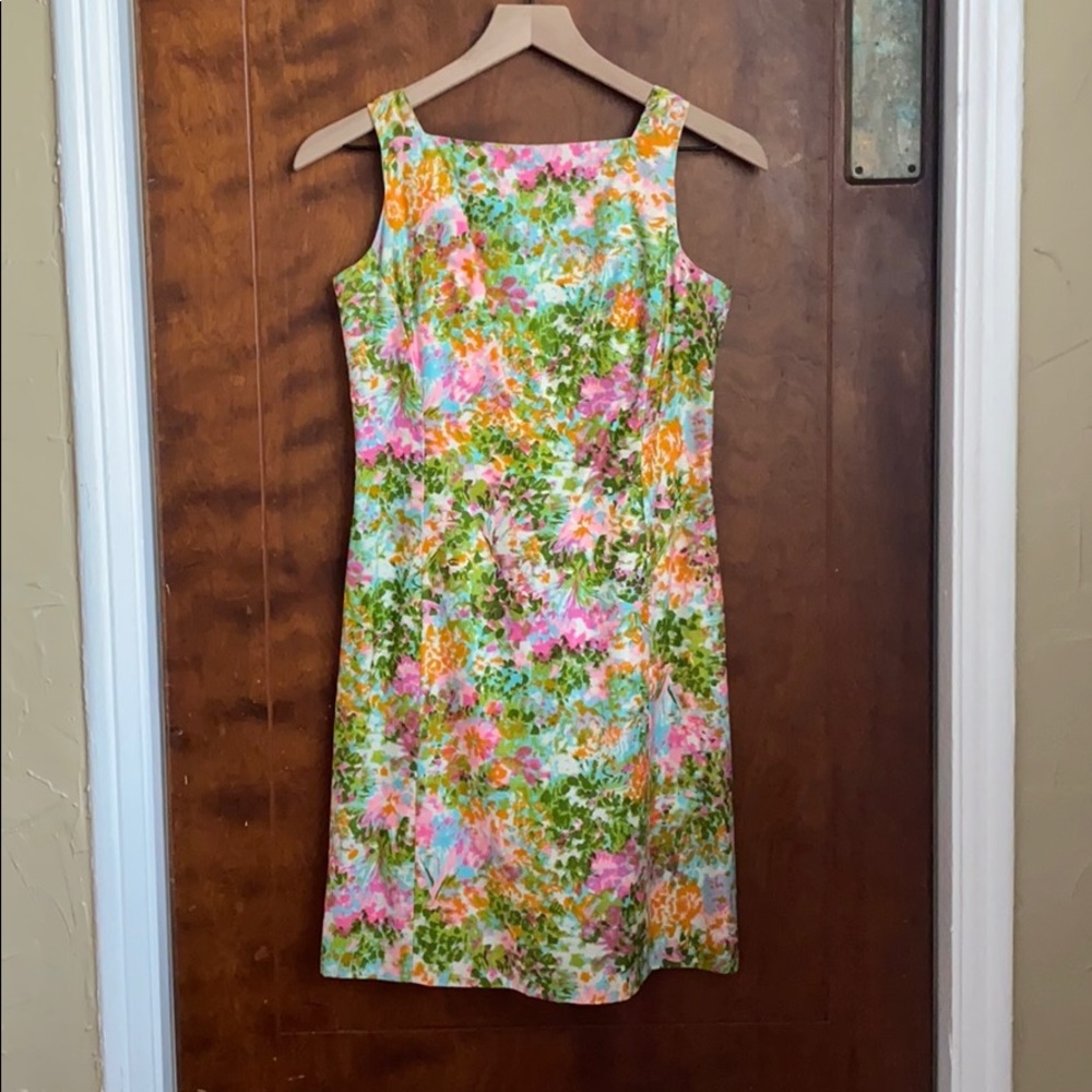 Vintage floral dress with bow at back